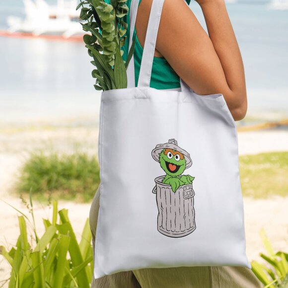 Sesame Street Oscar Reusable Tote bag, kid's books Tote bag.Grocery Shopping bag - Picture 2 of 2
